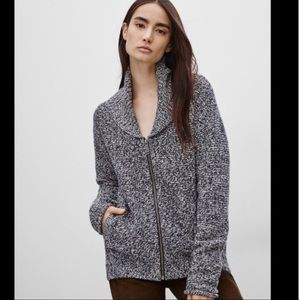 Aritzia TNA Zip Up